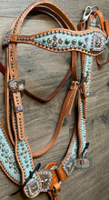 Load image into Gallery viewer, Cowboy headstall &amp; Hollywood breast collar #91306091139