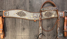 Load image into Gallery viewer, Cowboy headstall and Tripping breast collar #9131059146