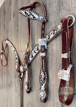 Load image into Gallery viewer, One ear headstall and Barrel racer breast collar #914117247